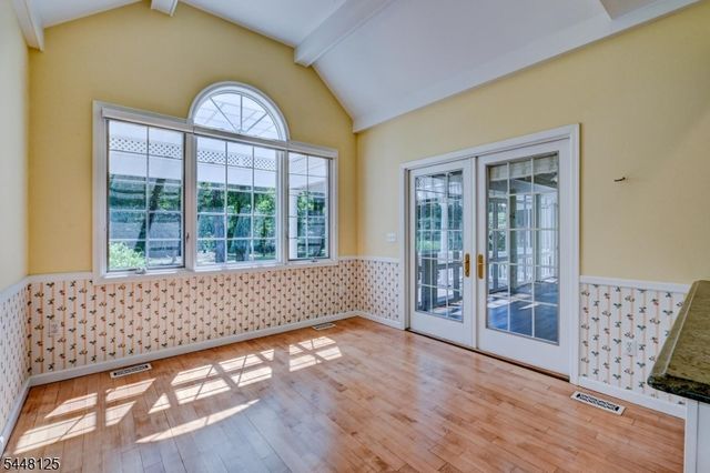 5 Meadow Ct, Montville Twp., NJ 07045