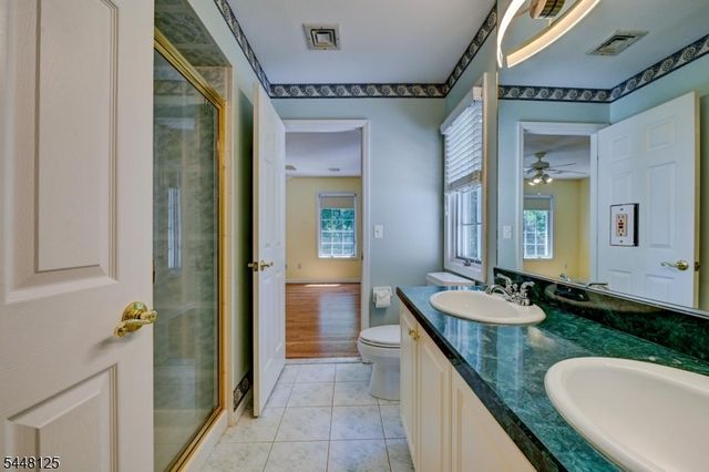 5 Meadow Ct, Montville Twp., NJ 07045