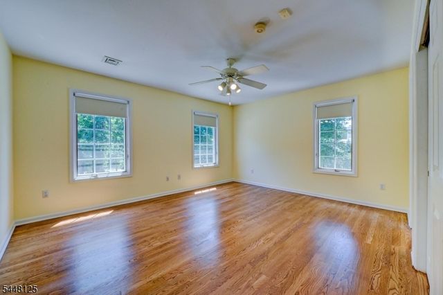 5 Meadow Ct, Montville Twp., NJ 07045