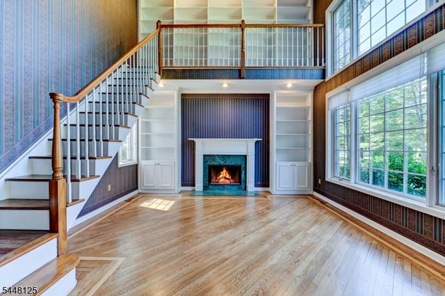 5 Meadow Ct, Montville Twp., NJ 07045