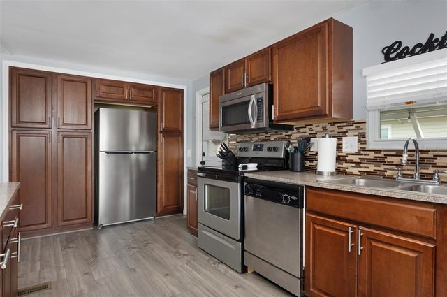 34571 GARDENIA DRIVE N, Pinellas Park, FL 33781