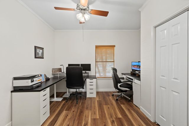 502 S Lariat CIR, Dripping Springs, TX 78620