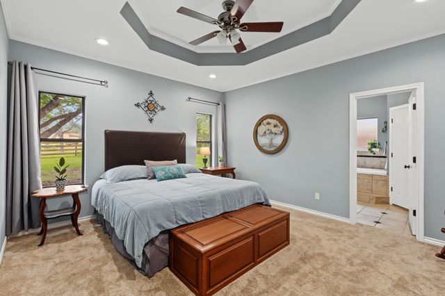 502 S Lariat CIR, Dripping Springs, TX 78620