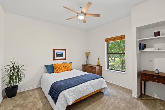 502 S Lariat CIR, Dripping Springs, TX 78620