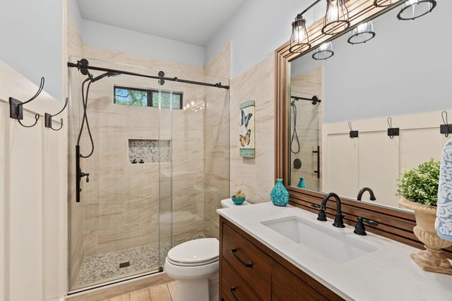 502 S Lariat CIR, Dripping Springs, TX 78620