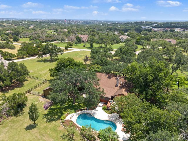 502 S Lariat CIR, Dripping Springs, TX 78620