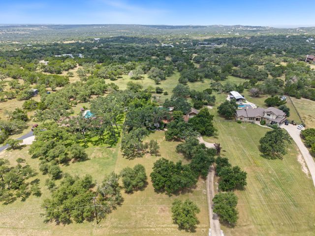 502 S Lariat CIR, Dripping Springs, TX 78620