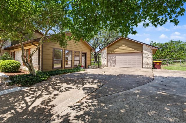 502 S Lariat CIR, Dripping Springs, TX 78620
