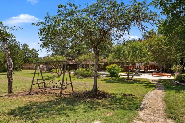 502 S Lariat CIR, Dripping Springs, TX 78620