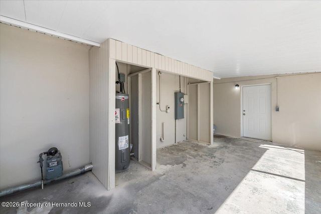 7338 Spring Hill Drive, Spring Hill, FL 34606