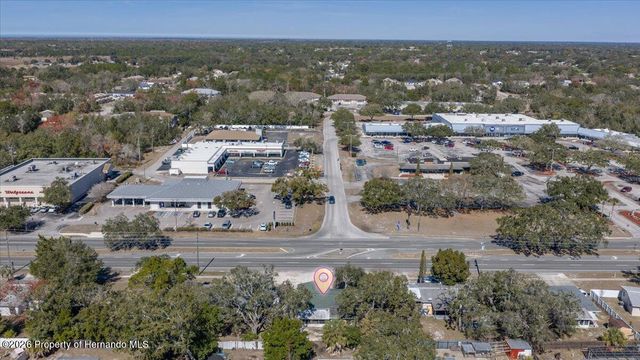 7338 Spring Hill Drive, Spring Hill, FL 34606