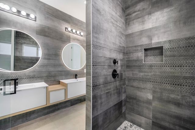 N 38 Bounty Lane, Key Largo, FL 33037