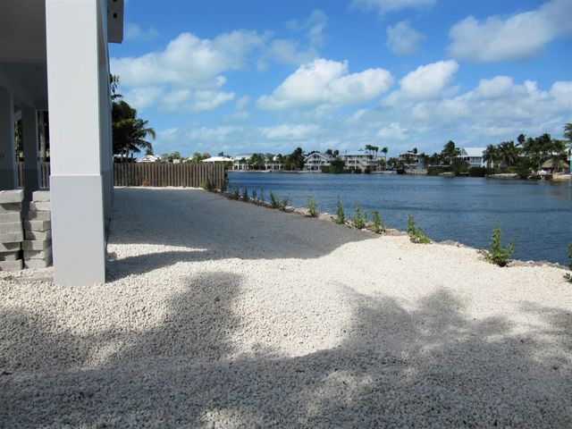 N 38 Bounty Lane, Key Largo, FL 33037