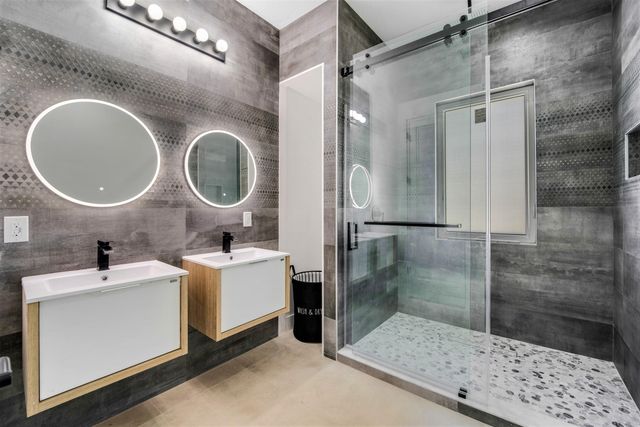 N 38 Bounty Lane, Key Largo, FL 33037