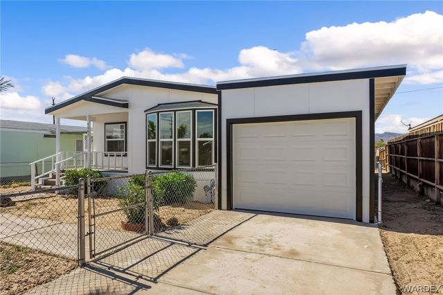 4501 S Puerto Verde Drive, Fort Mohave, AZ 86426