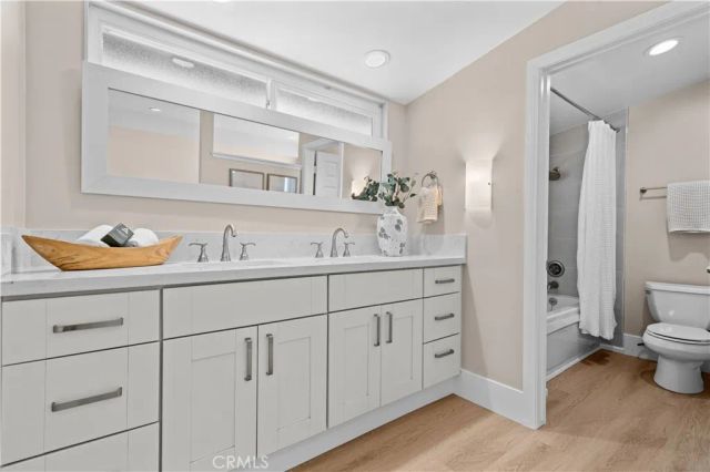 14822 Foxcroft, Tustin, CA 92780