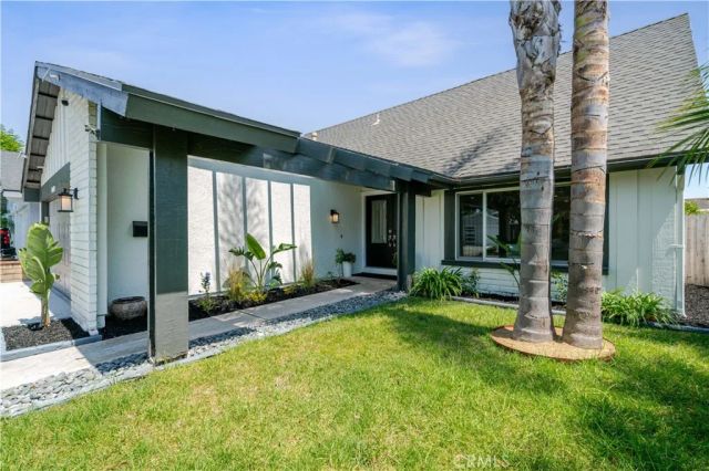 14822 Foxcroft, Tustin, CA 92780
