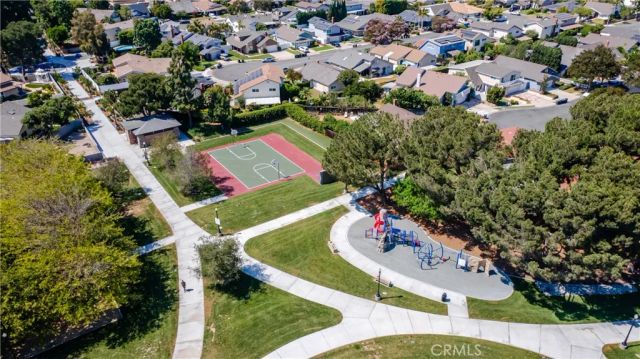 14822 Foxcroft, Tustin, CA 92780