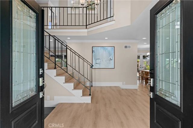 14822 Foxcroft, Tustin, CA 92780