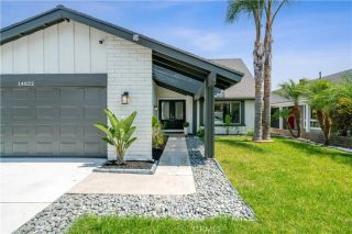 14822 Foxcroft, Tustin, CA 92780