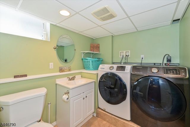 92 Carey Ave, Butler Boro, NJ 07405