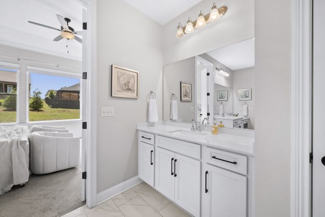 4049 John Marsh Rd, Spring Hill, TN 37174