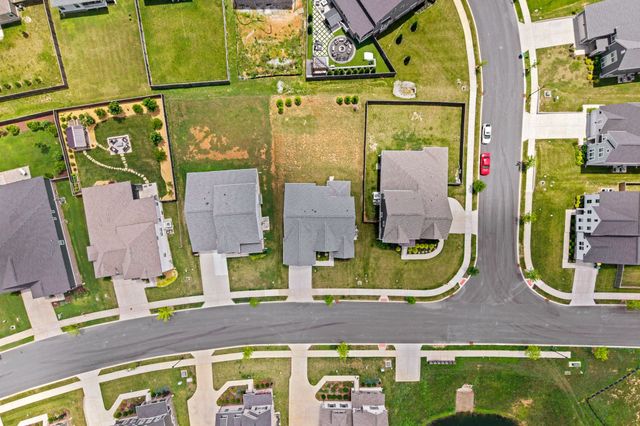 4049 John Marsh Rd, Spring Hill, TN 37174