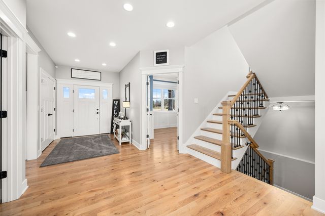 210 Whittemore Drive, Sycamore, IL 60178