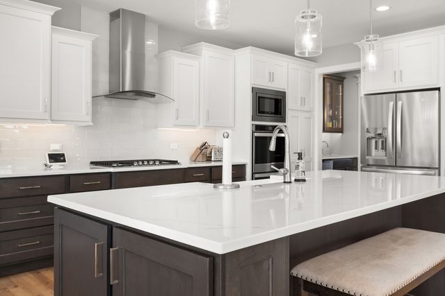 210 Whittemore Drive, Sycamore, IL 60178