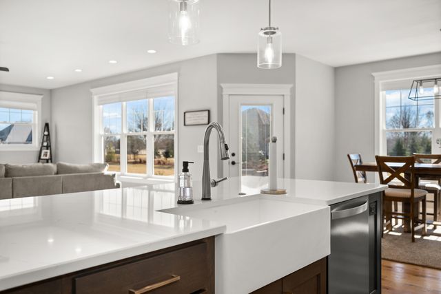 210 Whittemore Drive, Sycamore, IL 60178