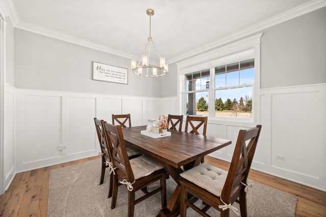 210 Whittemore Drive, Sycamore, IL 60178