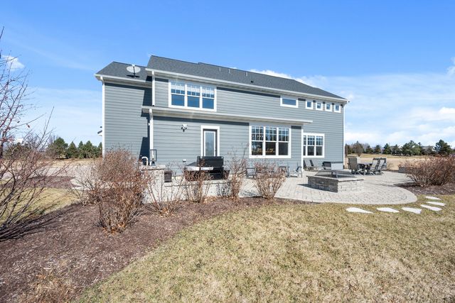 210 Whittemore Drive, Sycamore, IL 60178