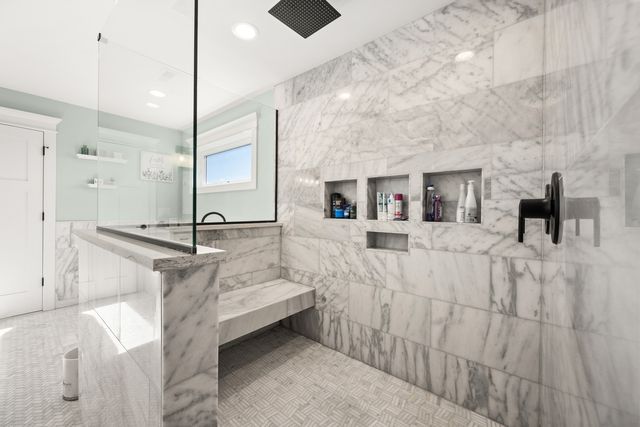 210 Whittemore Drive, Sycamore, IL 60178