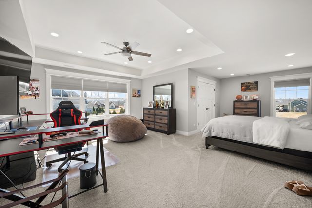 210 Whittemore Drive, Sycamore, IL 60178