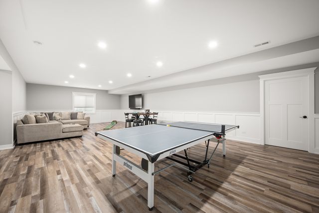 210 Whittemore Drive, Sycamore, IL 60178