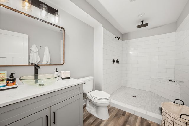 210 Whittemore Drive, Sycamore, IL 60178