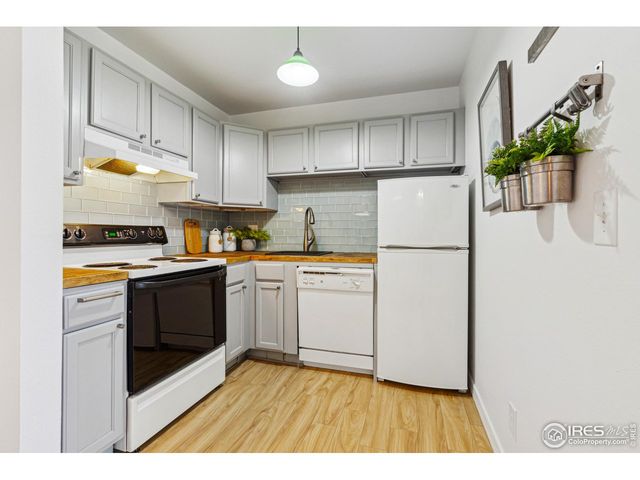 860 W Moorhead Cir 2K, Boulder, CO 80305