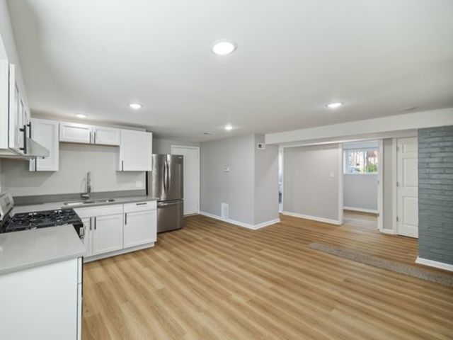 923 W 85th Street G, Chicago, IL 60620