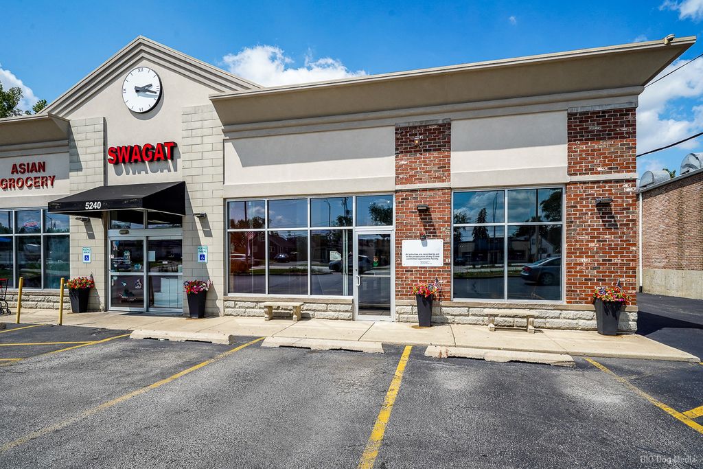 5240 159th Street 1B, Oak Forest, IL 60452