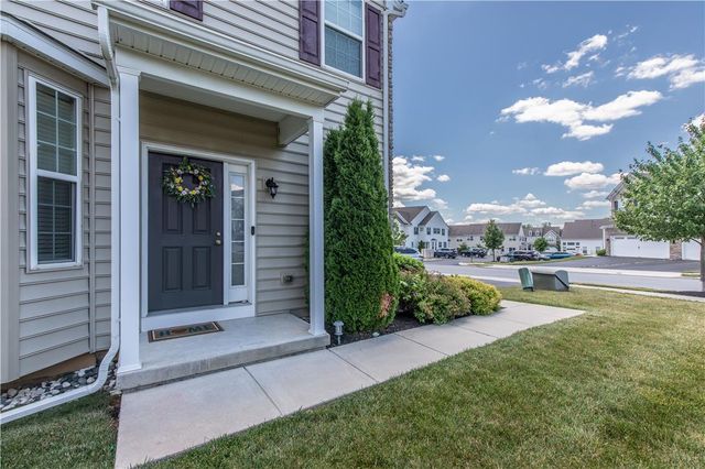 4606 Woodbrush Way, Upper Macungie Twp, PA 18104