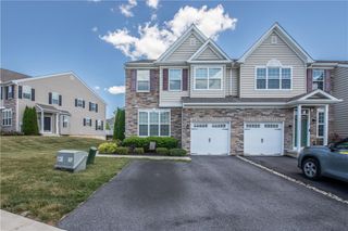 4606 Woodbrush Way, Upper Macungie Twp, PA 18104