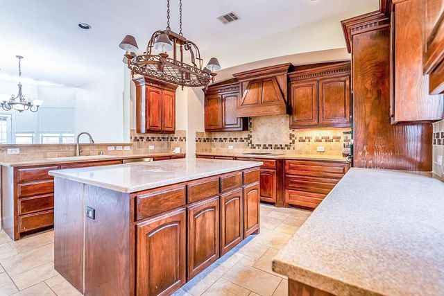 6341 Lorwood Drive, Frisco, TX 75035