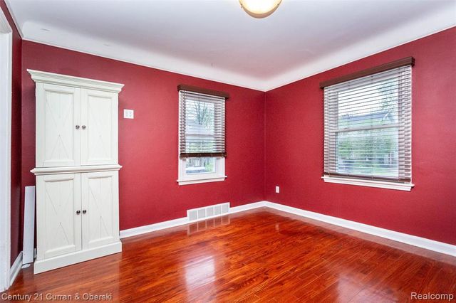 231 Academy Street, Ferndale, MI 48220