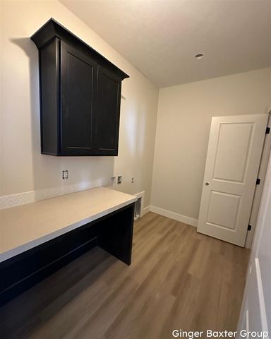 1954 Fallasburg Park Drive 4, Lowell, MI 49331