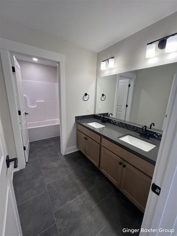 1954 Fallasburg Park Drive 4, Lowell, MI 49331