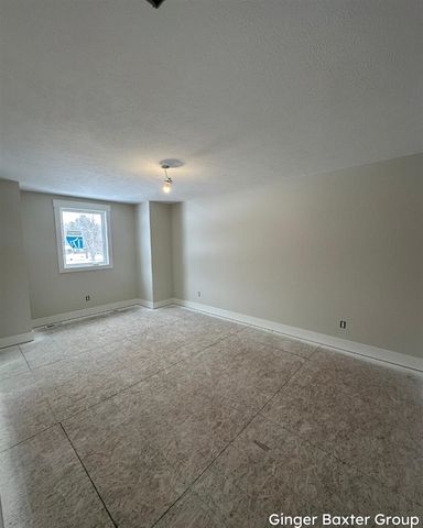 1954 Fallasburg Park Drive 4, Lowell, MI 49331