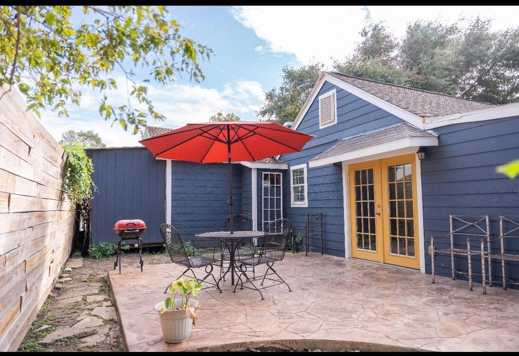 2951 Iola Street, Houston, TX 77017