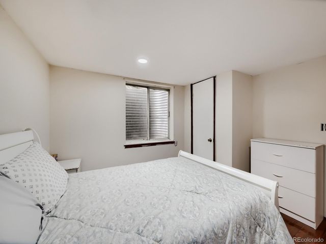 247 Wadsworth Circle, Longmont, CO 80504