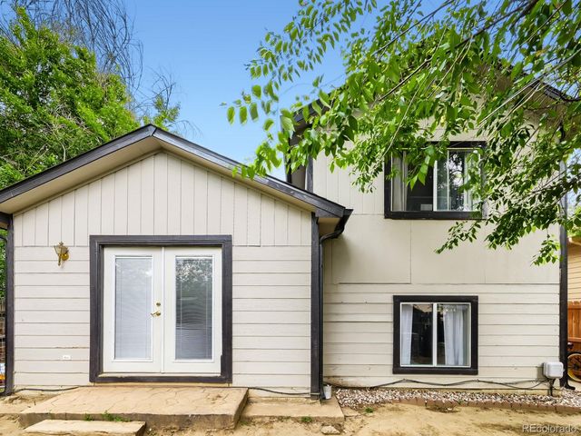 247 Wadsworth Circle, Longmont, CO 80504