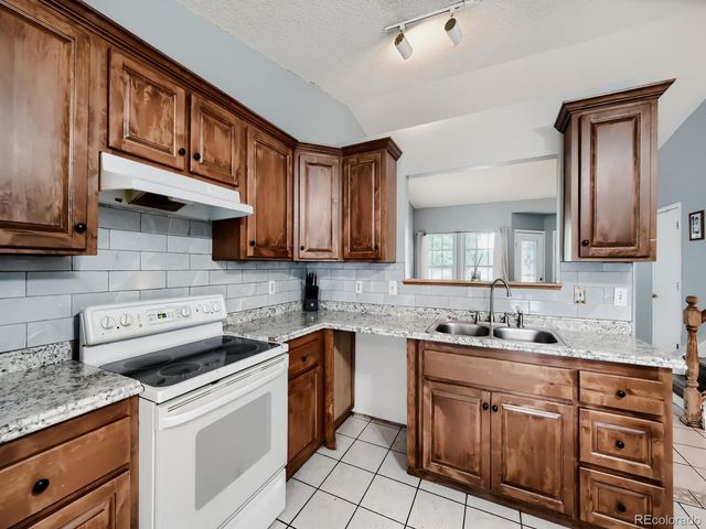 247 Wadsworth Circle, Longmont, CO 80504
